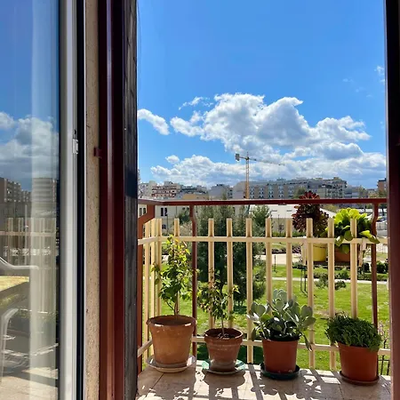 The Collector's - Station & Park View Apartament