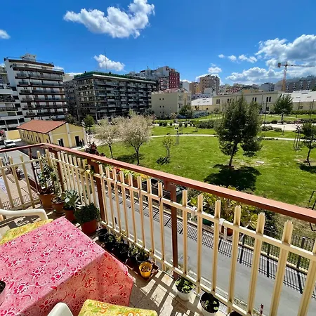 The Collector's - Station & Park View Appartamento Bari