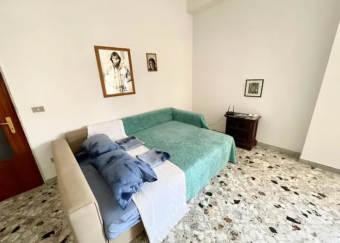 The Collector's - Station & Park View * Bari